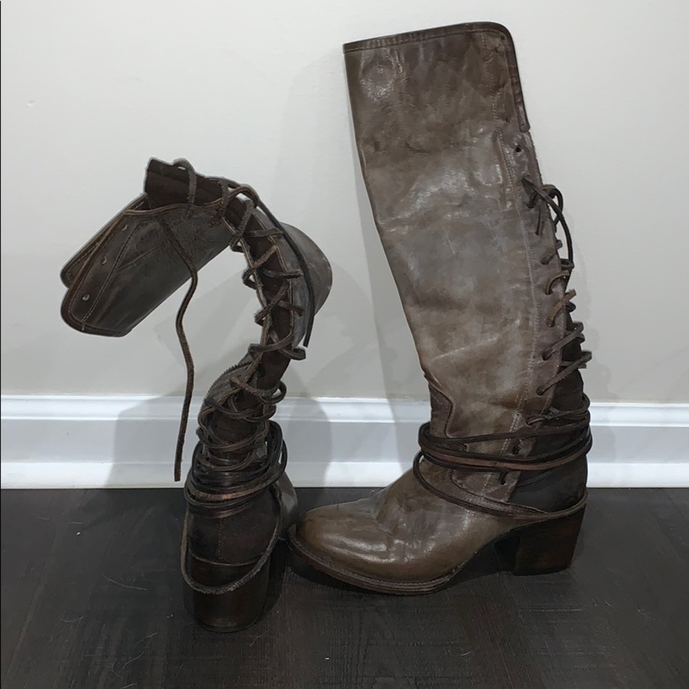 Size 7 free people laced up boots